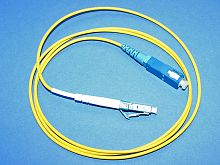 FPK-LC-SC-sm-sp-1 LC-SC патч-корд одномодовый 1м (Simplex)